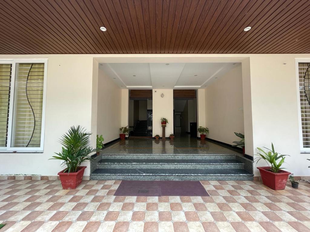 Aikya Kadri #Your Home Away From Home# Non Smoke# Vegetarians Preferred# Strictly For Families Mangalore Luaran gambar