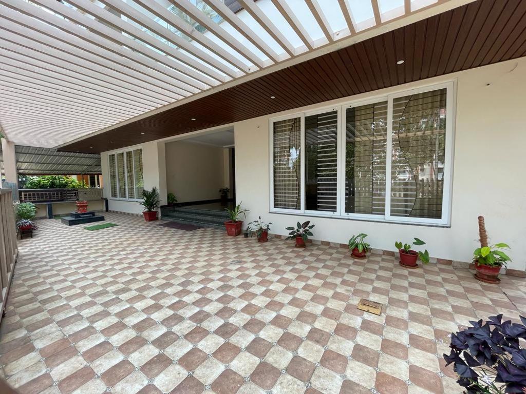 Aikya Kadri #Your Home Away From Home# Non Smoke# Vegetarians Preferred# Strictly For Families Mangalore Luaran gambar